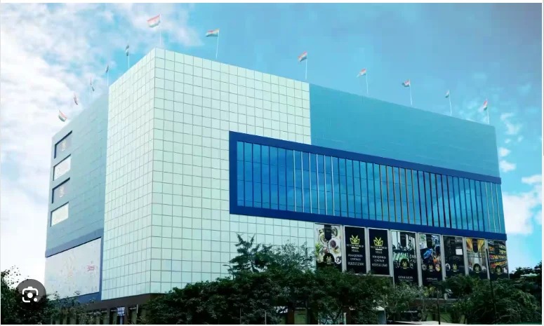 METRO WORLD MALL in Gurugram — photo 1
