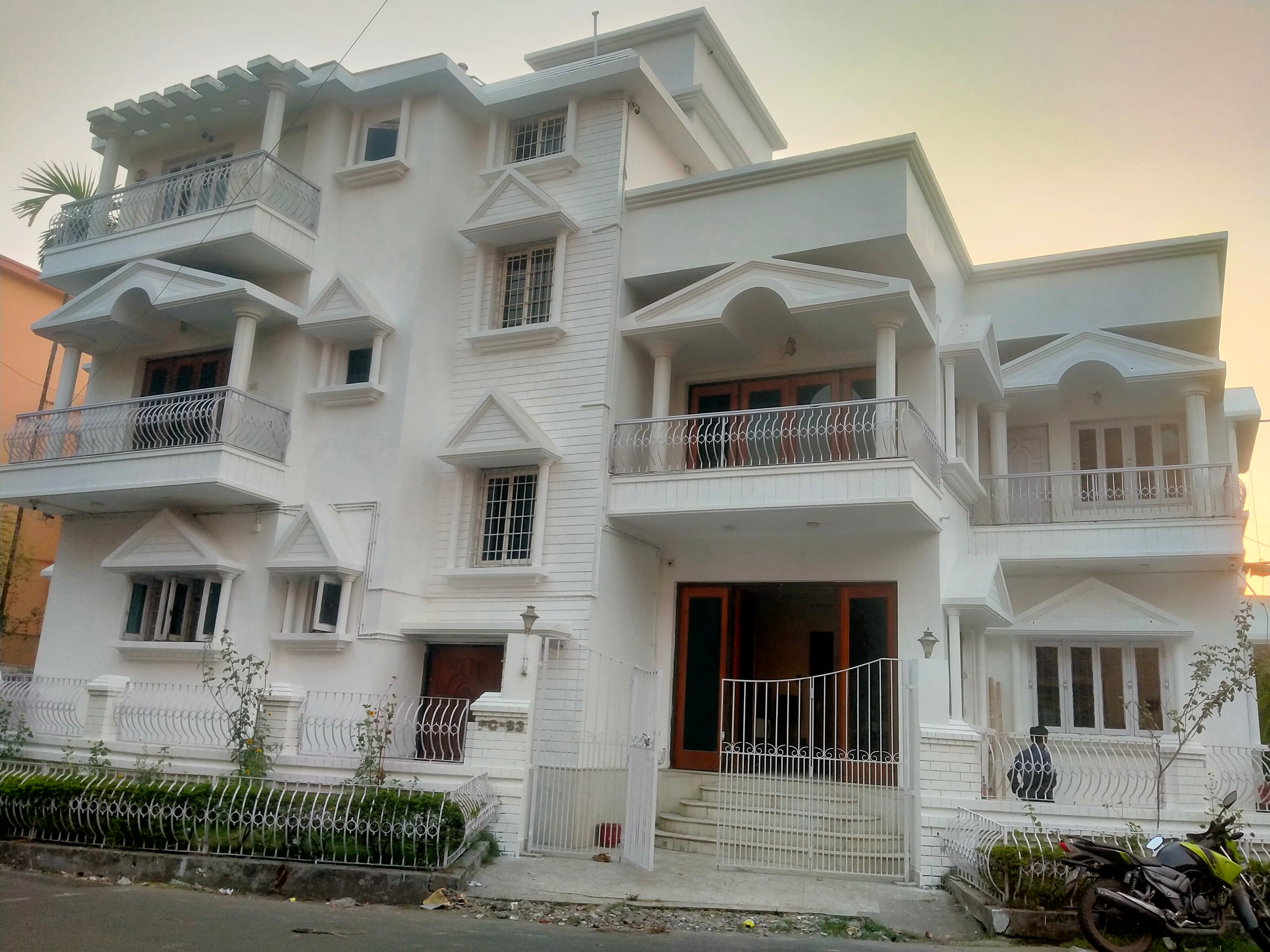 URVI -II in Kolkata — photo 4