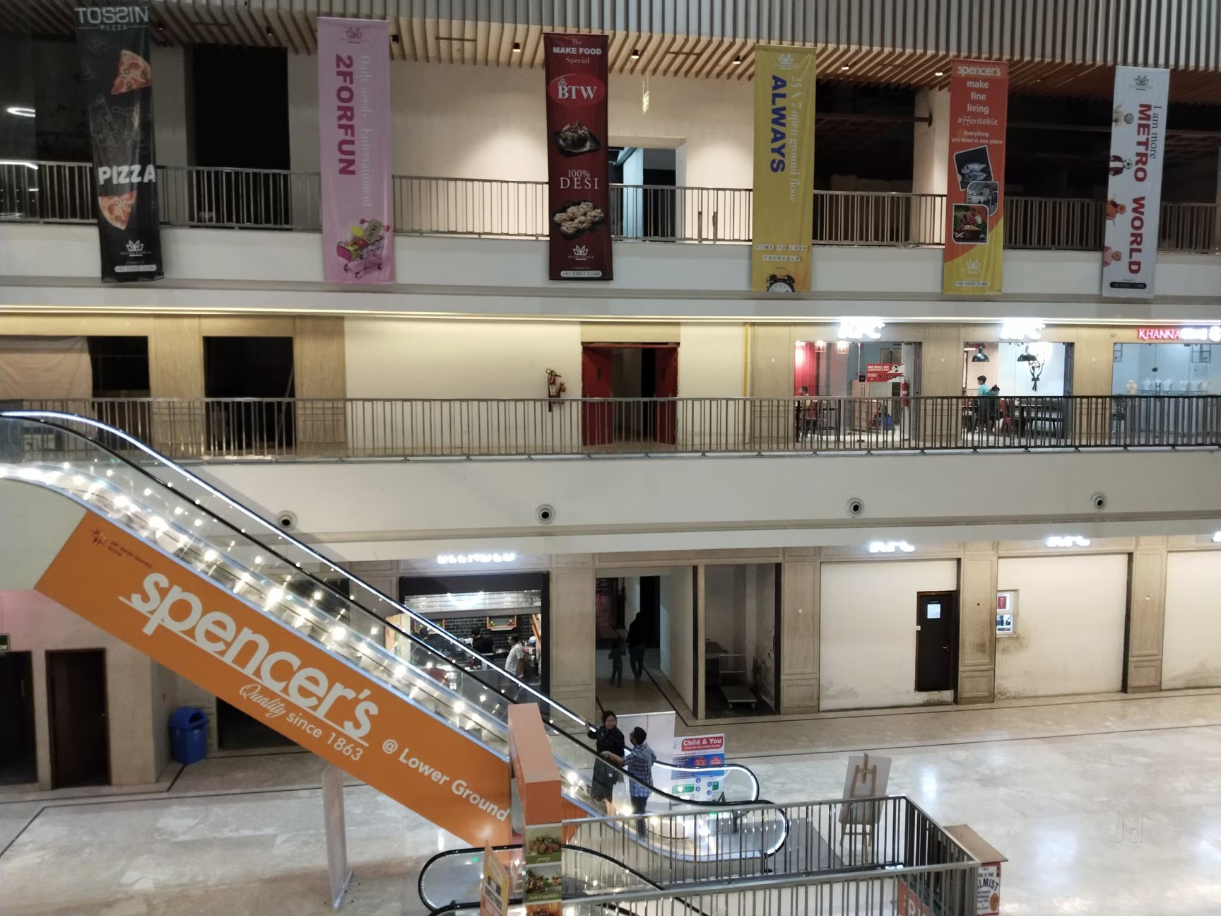 METRO WORLD MALL in Gurugram — photo 5