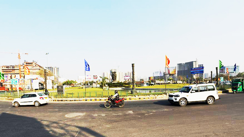 Bhutani City Center 150 in Noida — photo 3