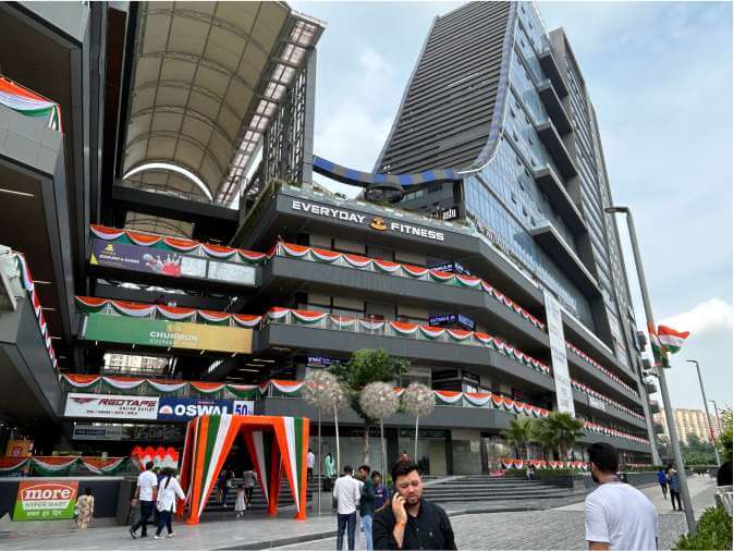 Galaxy Blue Sapphire Plaza in Greater Noida — photo 4
