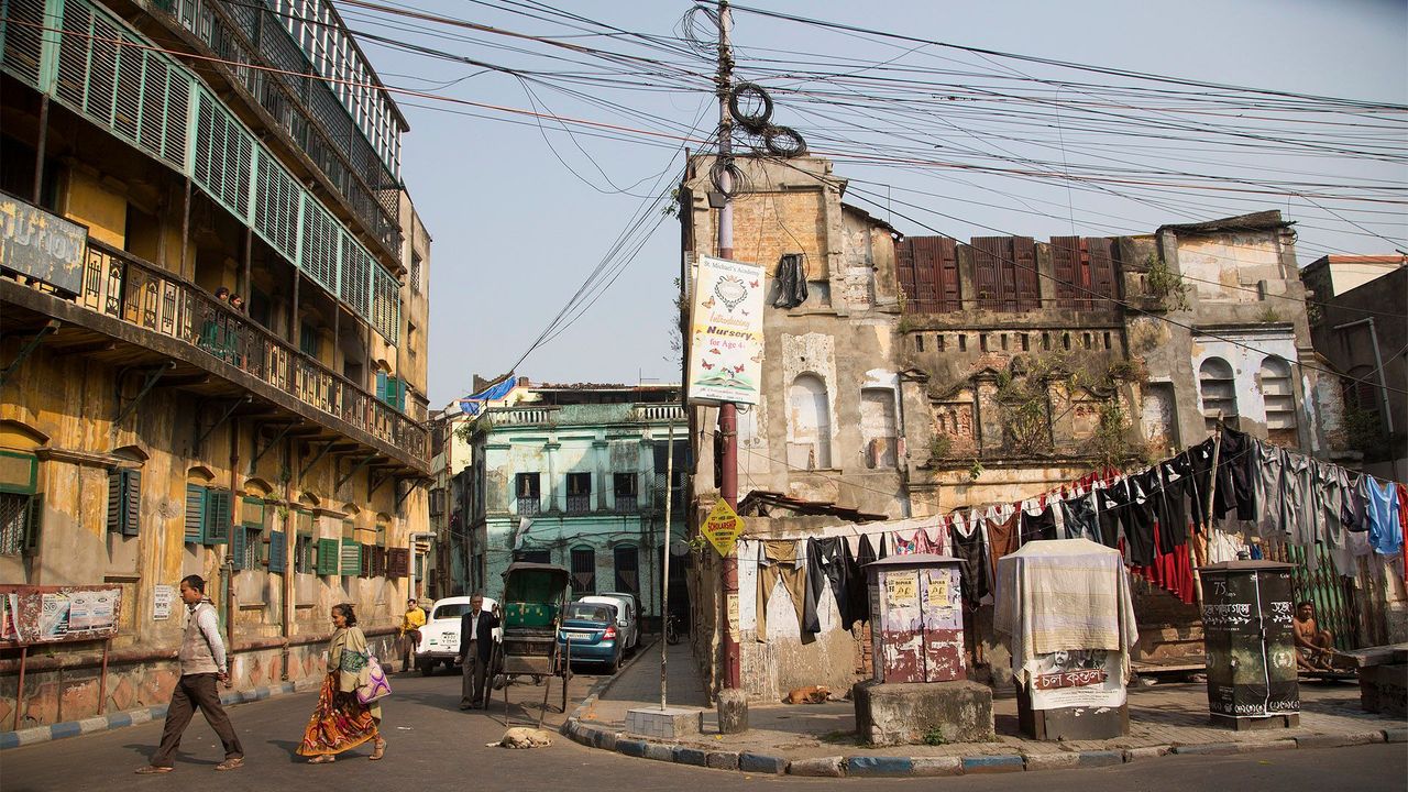 DAKSHINAYAN APARTMENT in Kolkata — photo 1