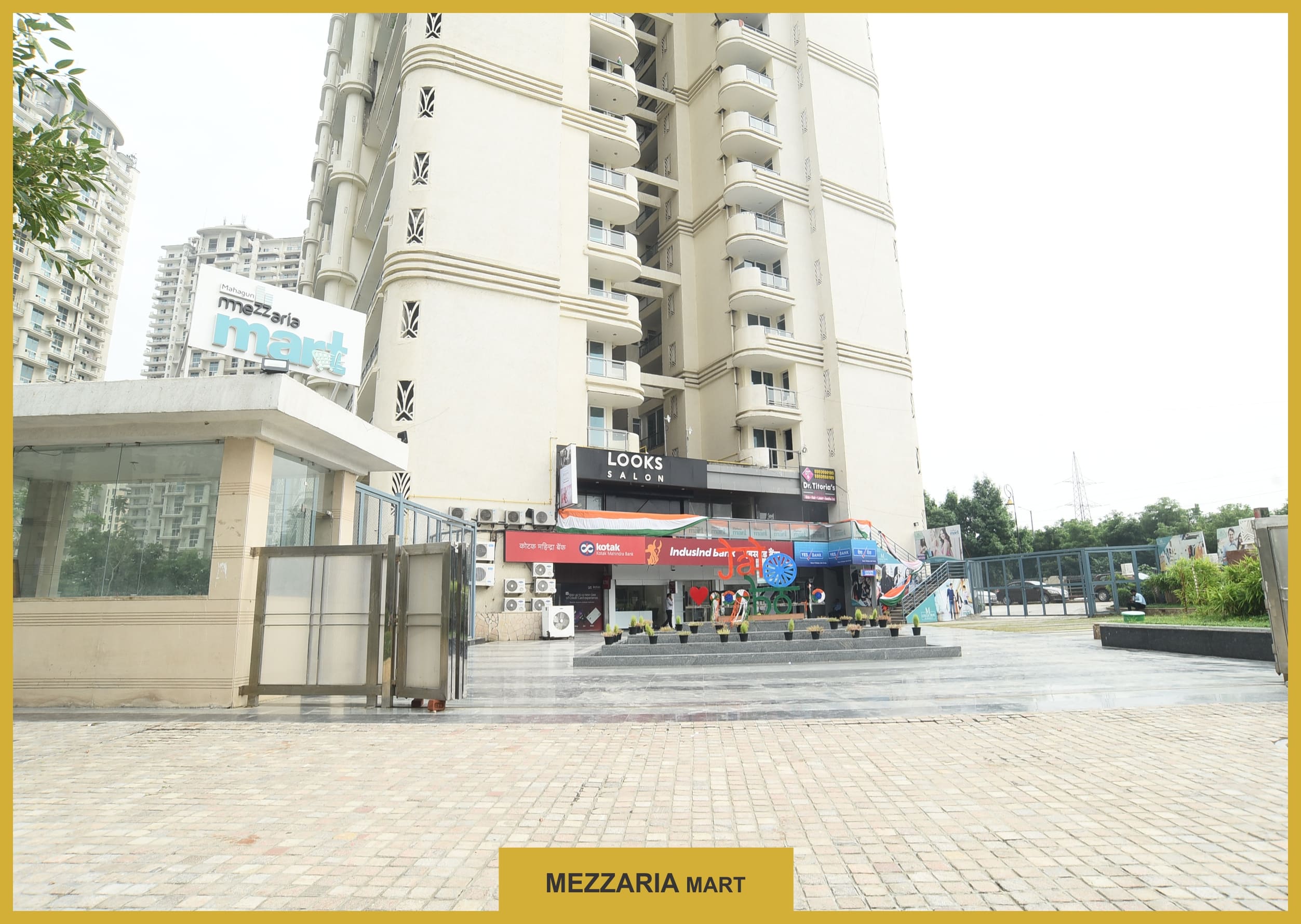 Mahagun Mezzaria in Noida — photo 2