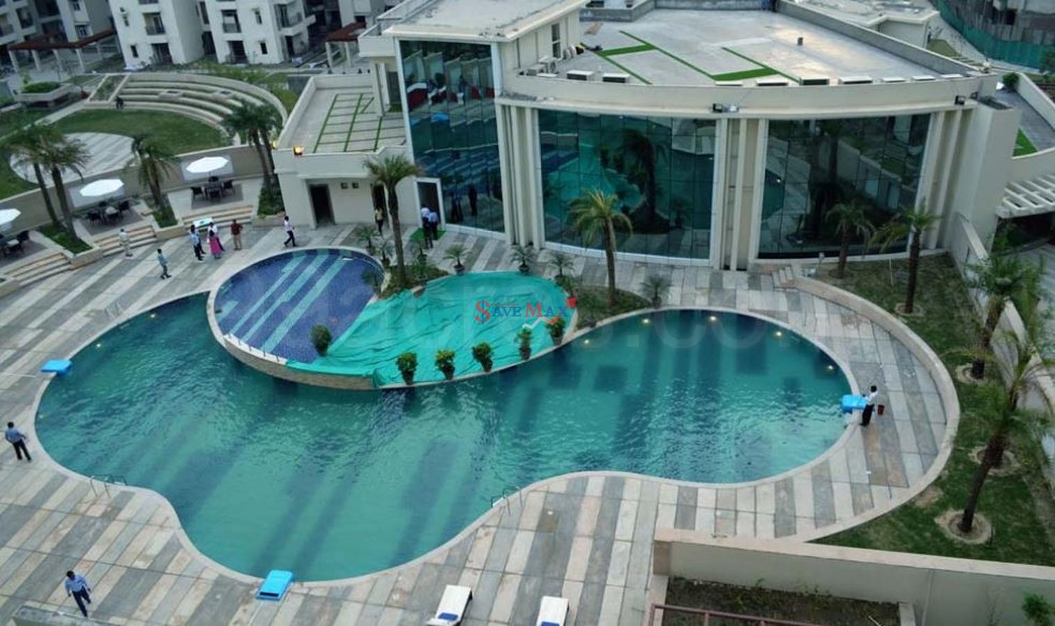 Amrapali Princely Estate in Noida — photo 1
