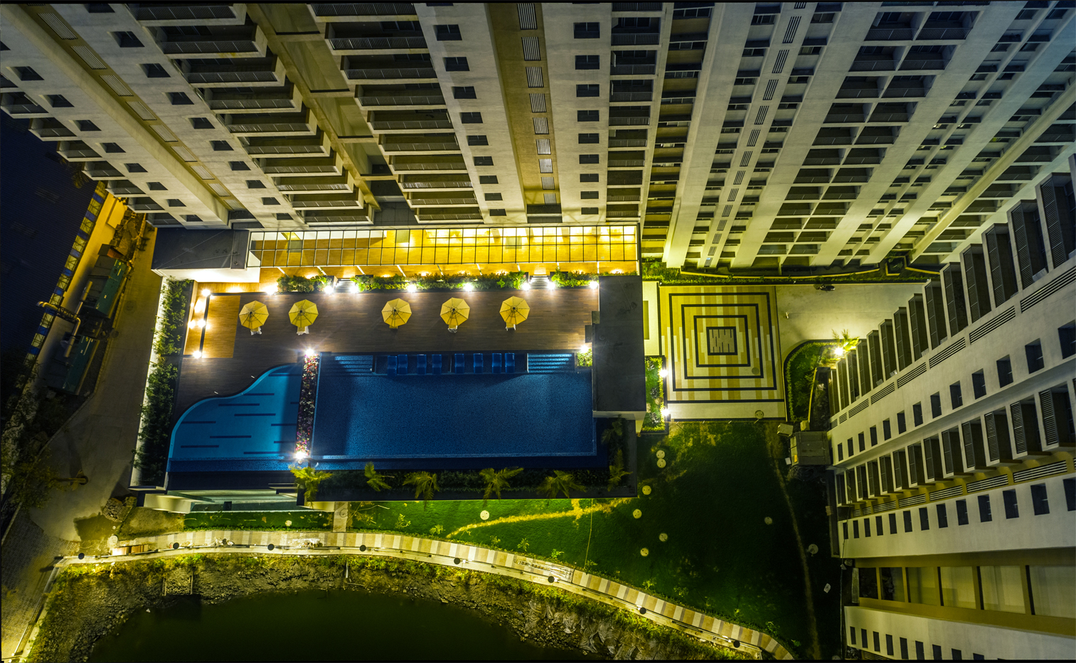 Emami City in Kolkata — photo 2