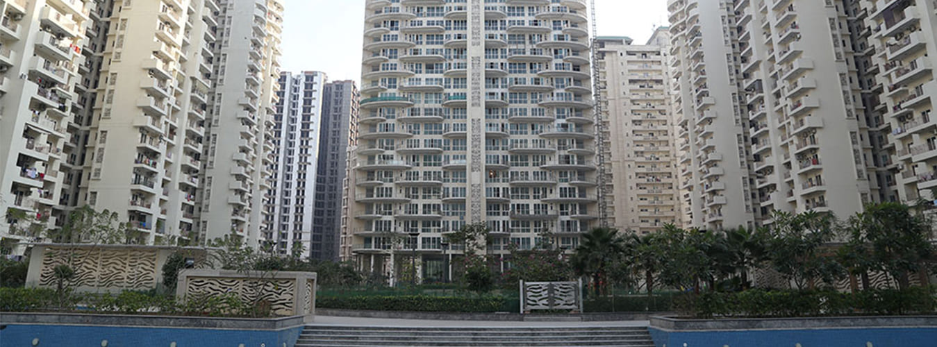 Mahagun Moderne in Noida — photo 4