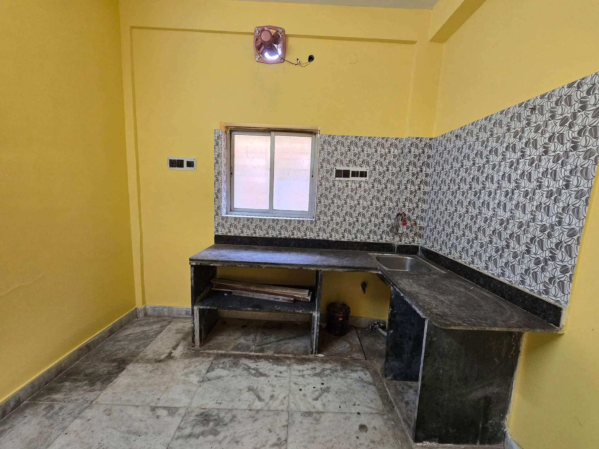 2 BHK residential in Sodepur Shoni Mandir, Ustad Amir Ali Khan Sarani, Kolkata, Kolkata — photo 3