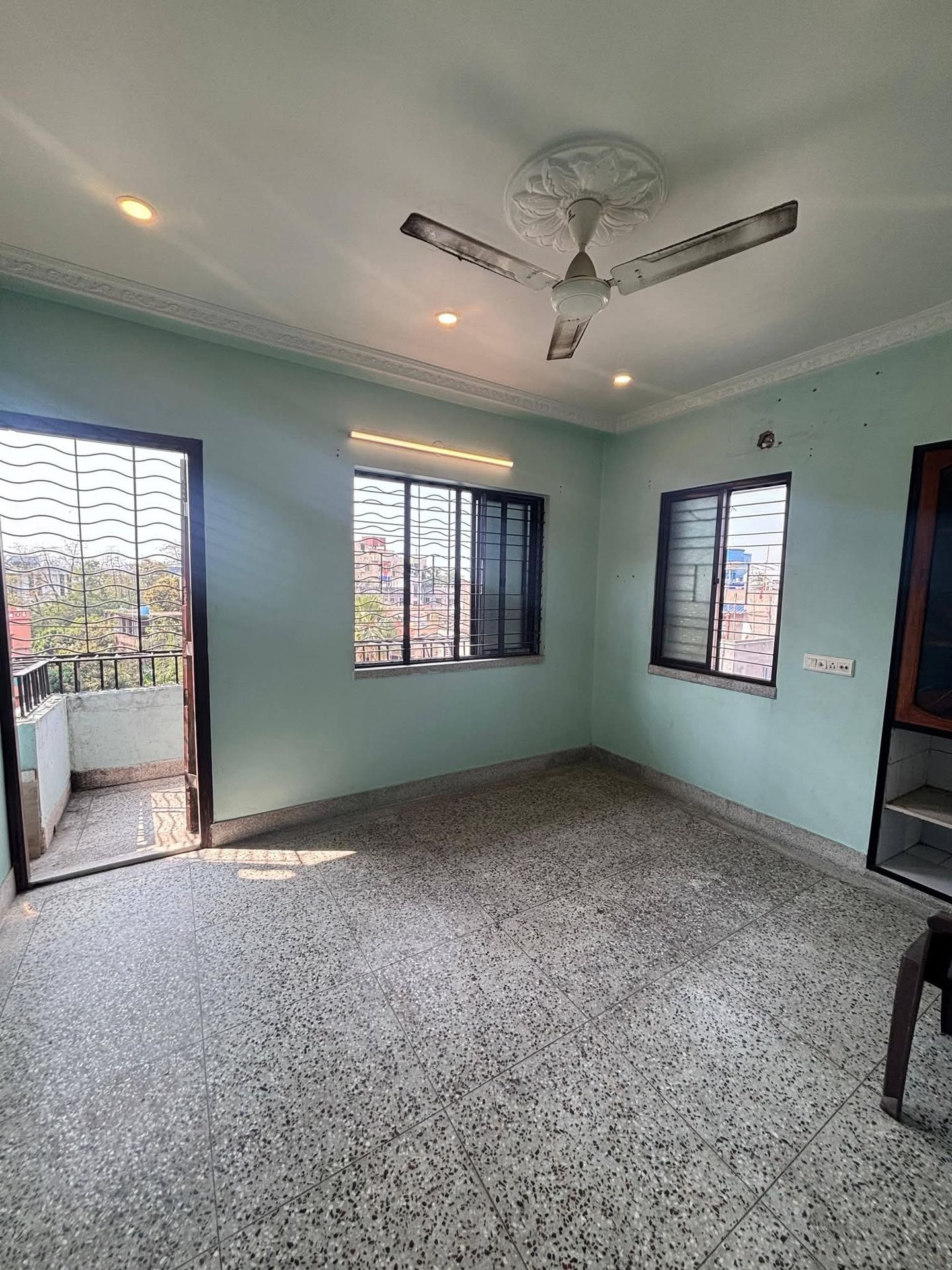 2 BHK residential in Kestopur, Kolkata, Kolkata — photo 4